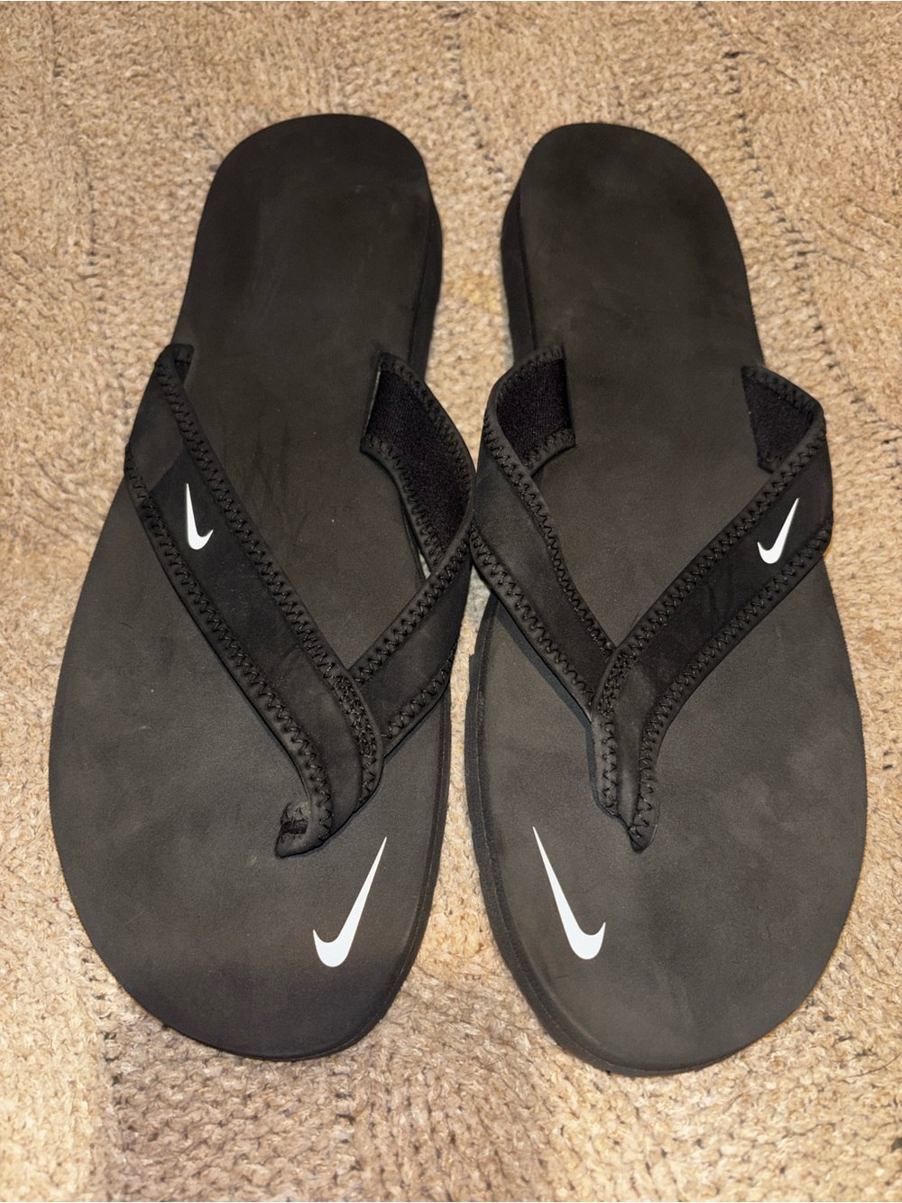 Nike Black Thong Flip Flops with White Swoosh Logo Women’s 11